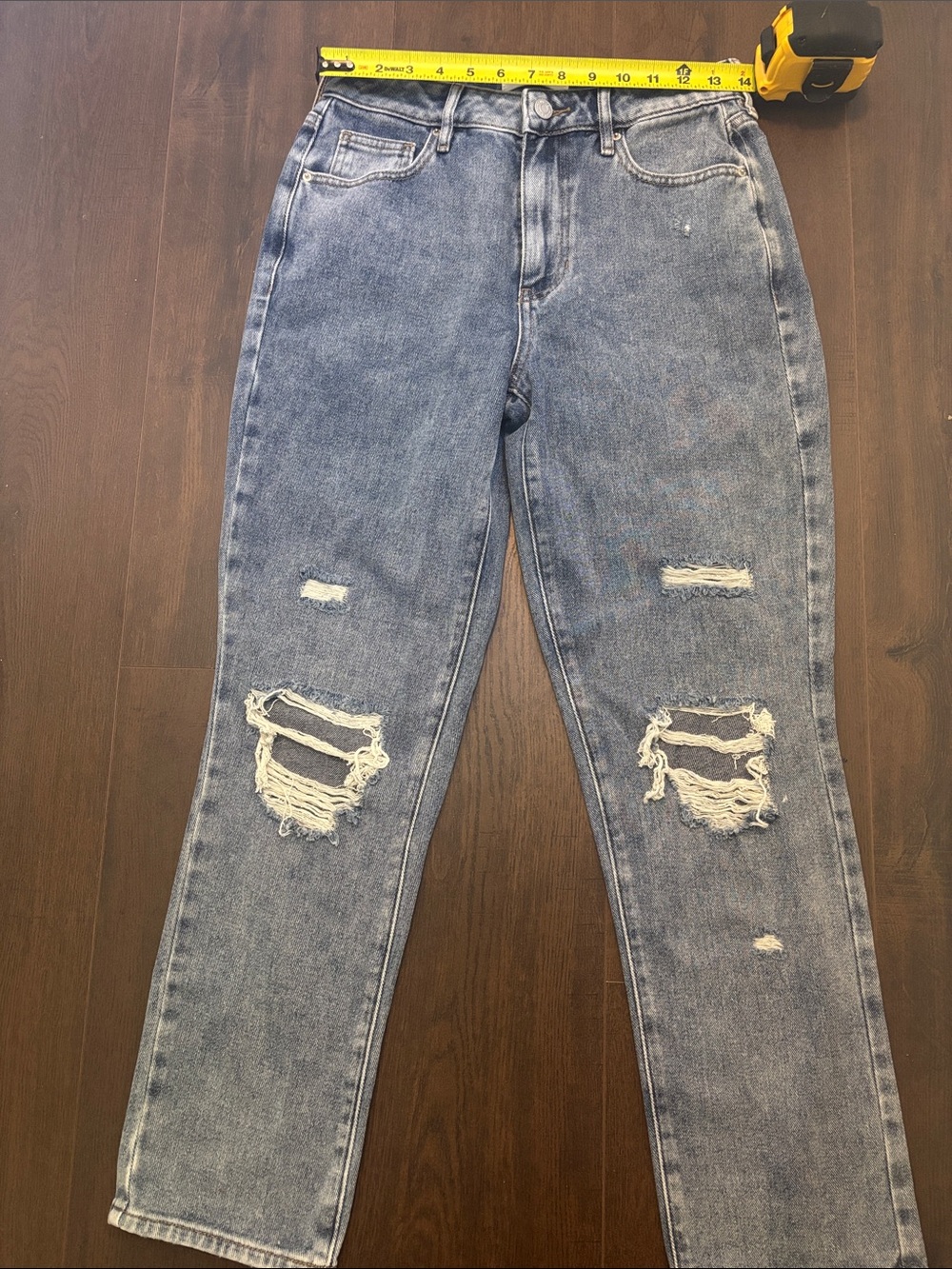 PacSun Light Blue High-Rise Distressed Jeans